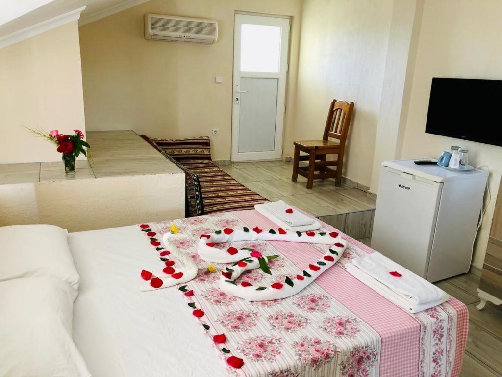 Karaca Apart Hotel Dalyan Bagian luar foto
