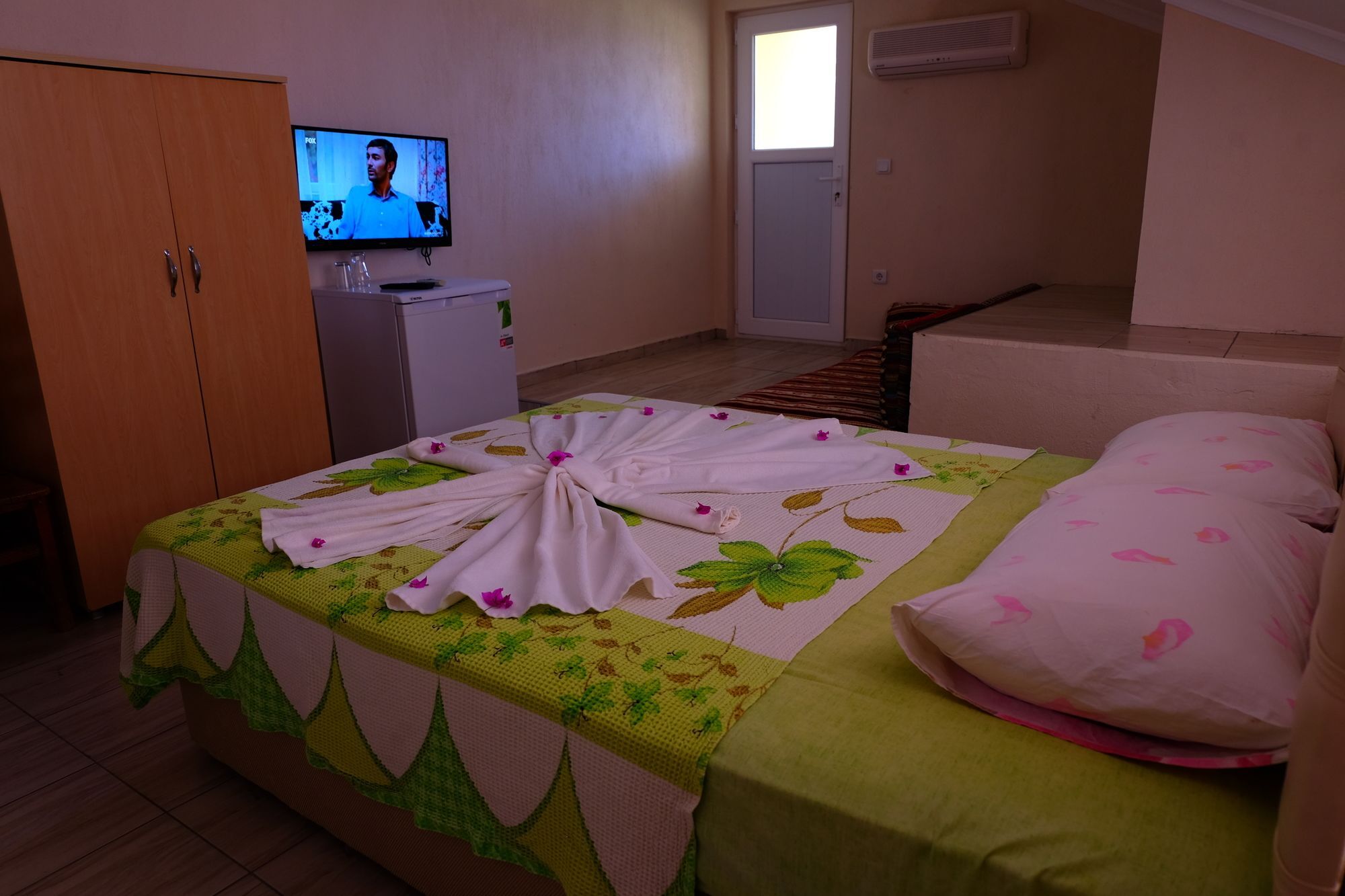 Karaca Apart Hotel Dalyan Bagian luar foto